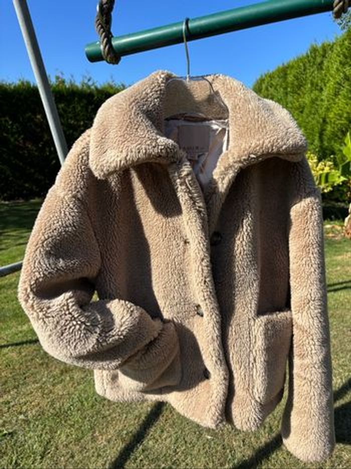 Manteau en moumoute beige - photo numéro 4