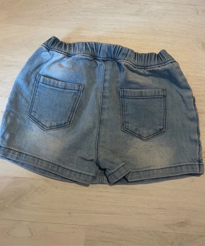 Jupe short - photo numéro 2