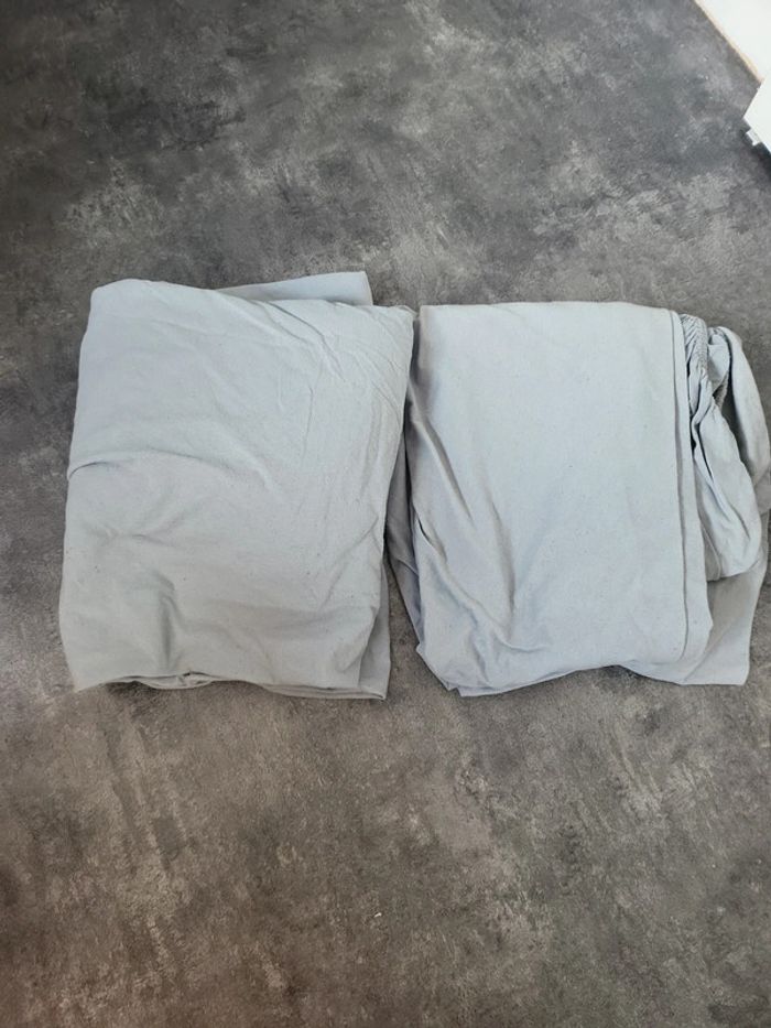 Lot 2 draps housse 90x200 bon état
