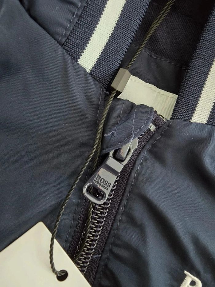 Veste coupe vent imperméable Hugo Boss - photo numéro 4