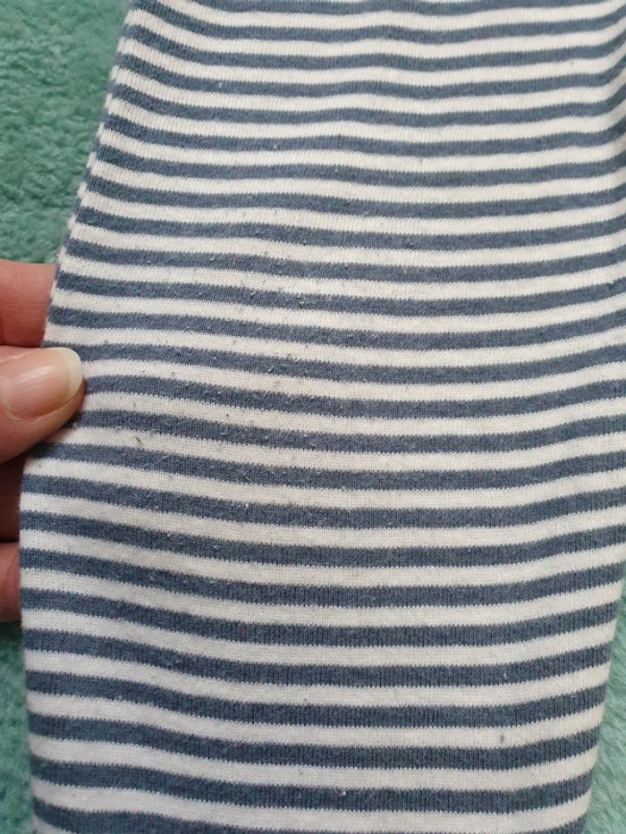 Tres beau pyjama 2 ans - photo numéro 2