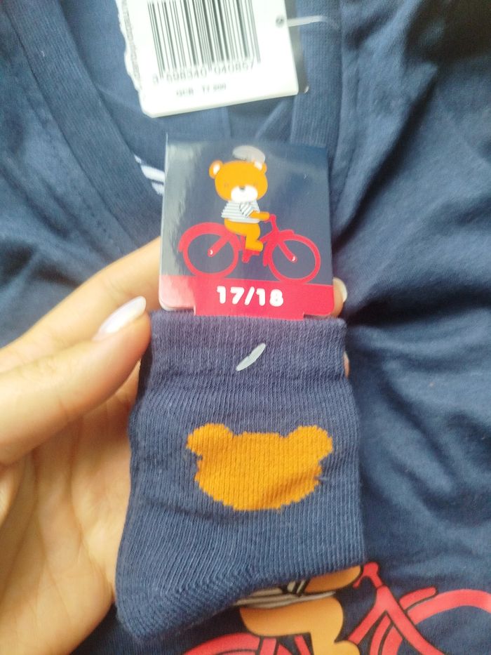 Ensemble haut, pantalon et chaussettes garçon 12 mois Plus collections neuf - photo numéro 2