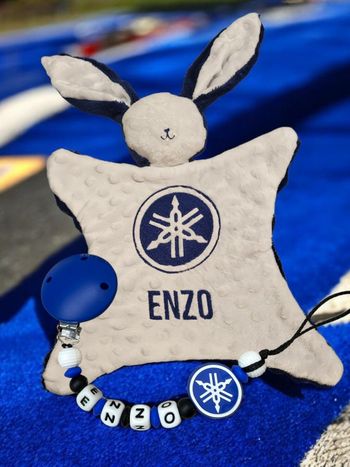 Doudou, attache tétine 