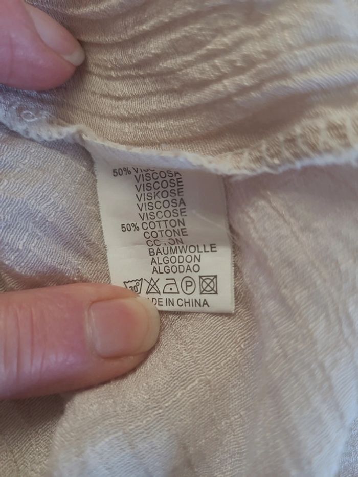 T shirt avec broderies - photo numéro 6