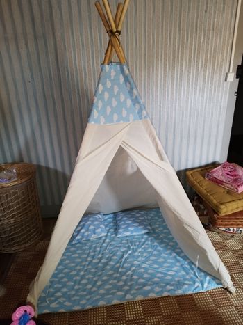 Tipi en toile pour enfant avec tapis de sol et deux coussins