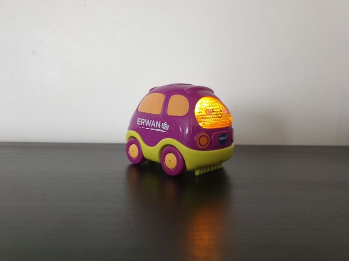 Tut tut bolide "Erwan le mini van violet vert" VTech