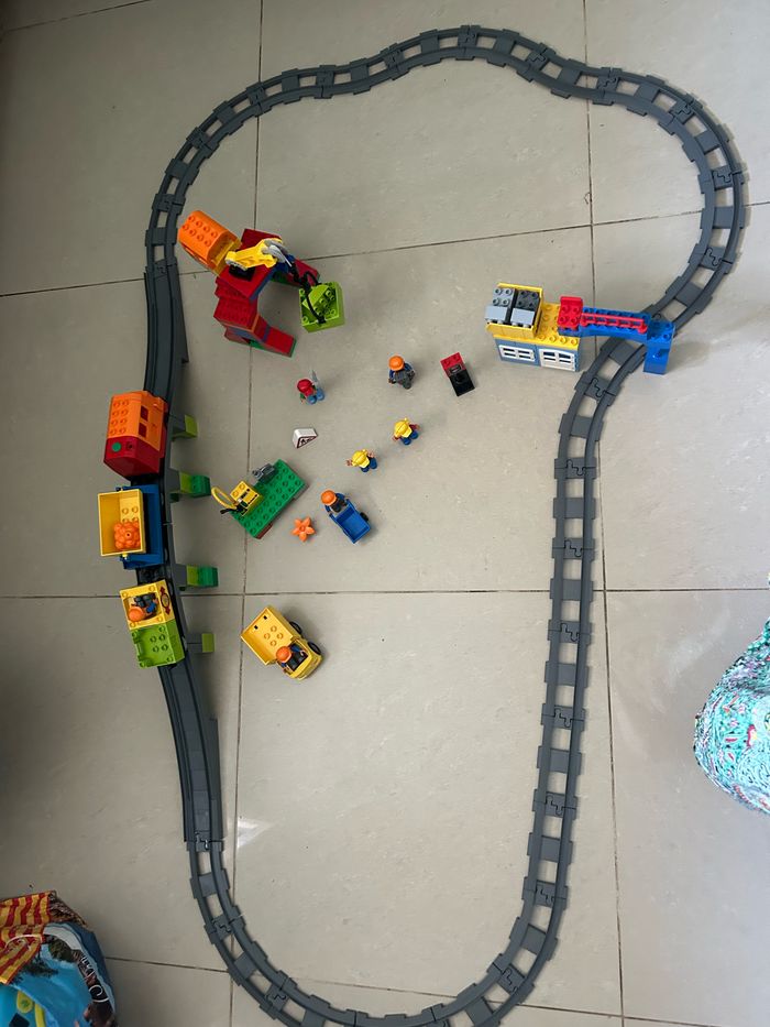 Gros lot de lego duplo - photo numéro 7