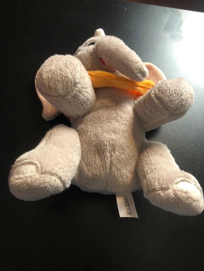 Peluche Dumbo Disney - photo numéro 3