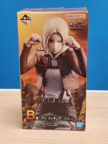 Ichiban Kuji Attack On Titan Du Monde plein Air The Walls Annie Prix B Figurine