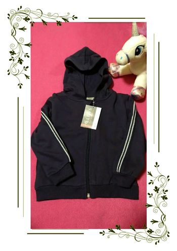 Gilet à capuche zippé neuf avec étiquette taille 3 ans marque Eldys