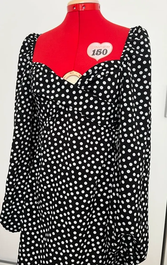 Robe babydoll manches longues noire à pois blancs H&M - photo numéro 2