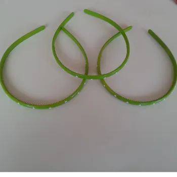 3 serre tête