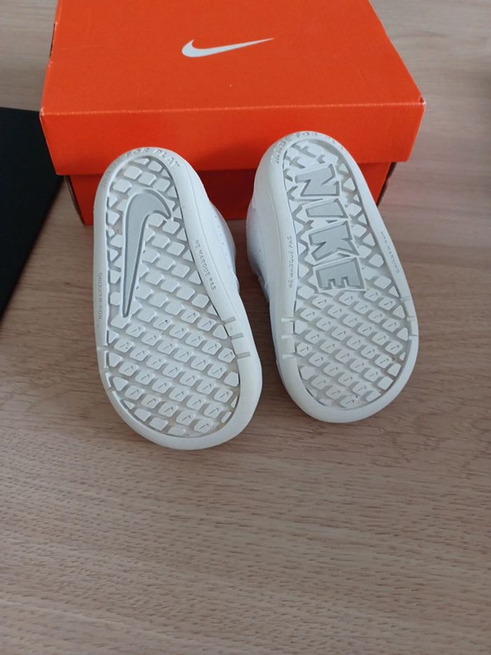 Baskets Adidas 21 - photo numéro 4