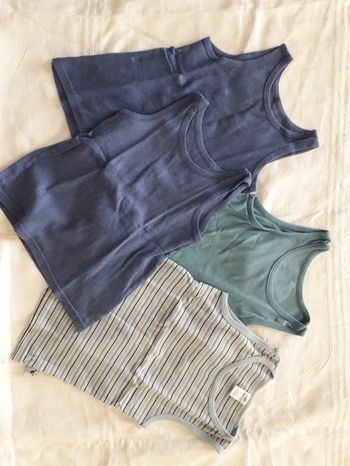 Lot de 4 maillots de corps