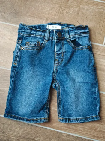 Short en jean 4ans