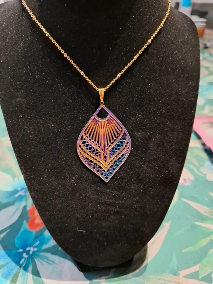 Magnifique collier femme neuf - photo numéro 2