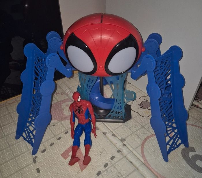 Tour de contrôle spider man