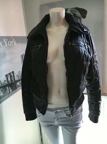 Blouson noir neuf