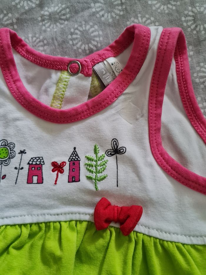 Robe 3 mois - photo numéro 3