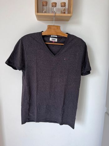 T-shirt gris col V Tommy XS