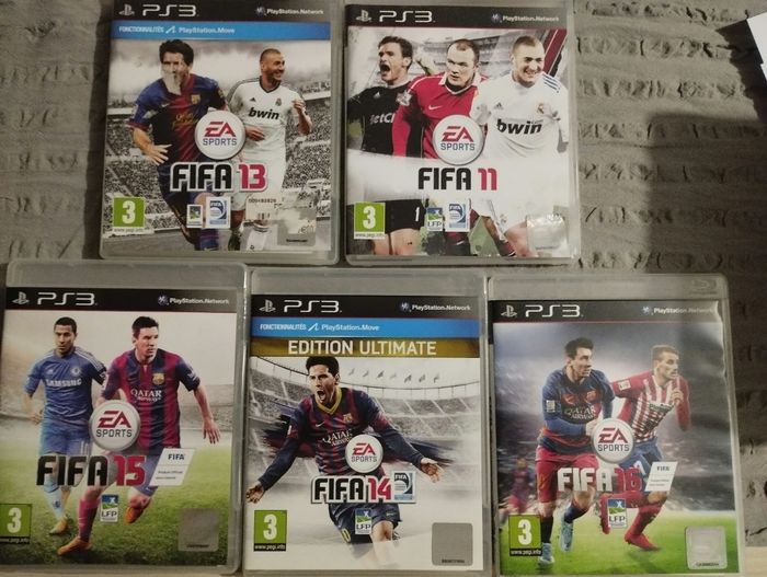 Lot 5 jeux FIFA PS3 complet