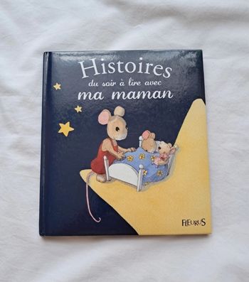 Livre histoires du soir à lire avec maman 