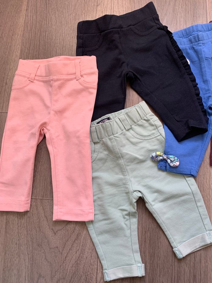 Lot de bas fille 3 mois - photo numéro 3