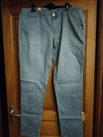 Pantalon gris