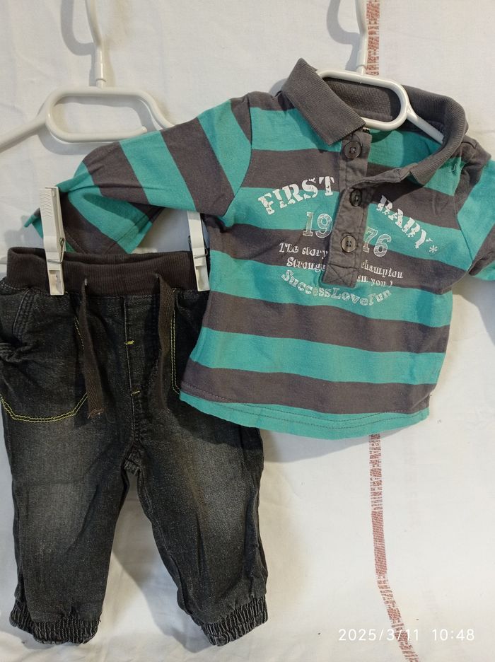 jean noir et polo de Tape à l'oeil 6 mois ref 68 D3 - photo numéro 4