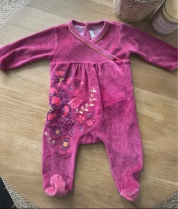 Pyjama en velours rose bébé fille 3 mois Gemo