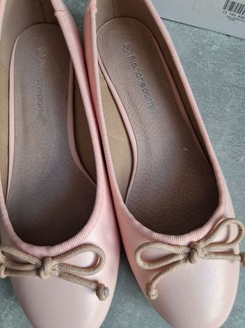 Ballerine plate rose pale taille 37 Blancheporte 