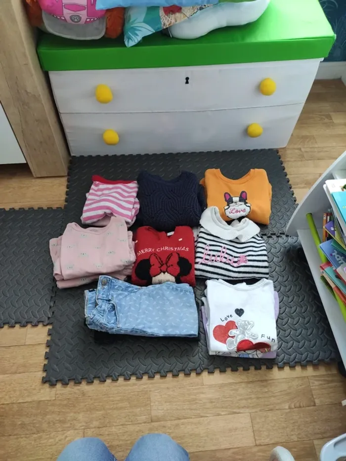 Lot de vêtement 2-3ans