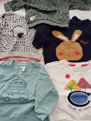 Lot de pulls/sweat 12 mois