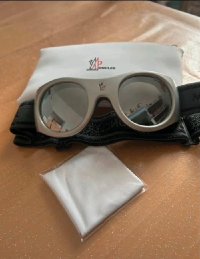 Masque de ski moncler neuf - photo numéro 2