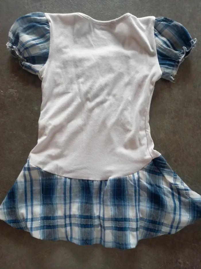 Lot robes 2 ans - photo numéro 7