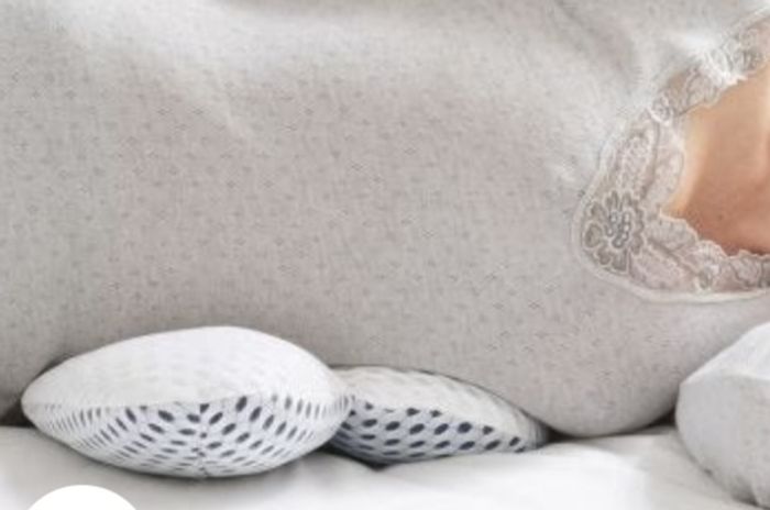 Coussin Damart  pour lombaires NEUF - photo numéro 3