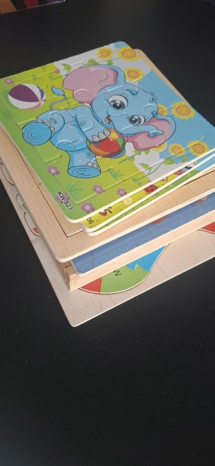 Lot puzzle bois