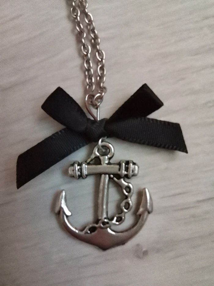 Long collier ancre marine - photo numéro 2