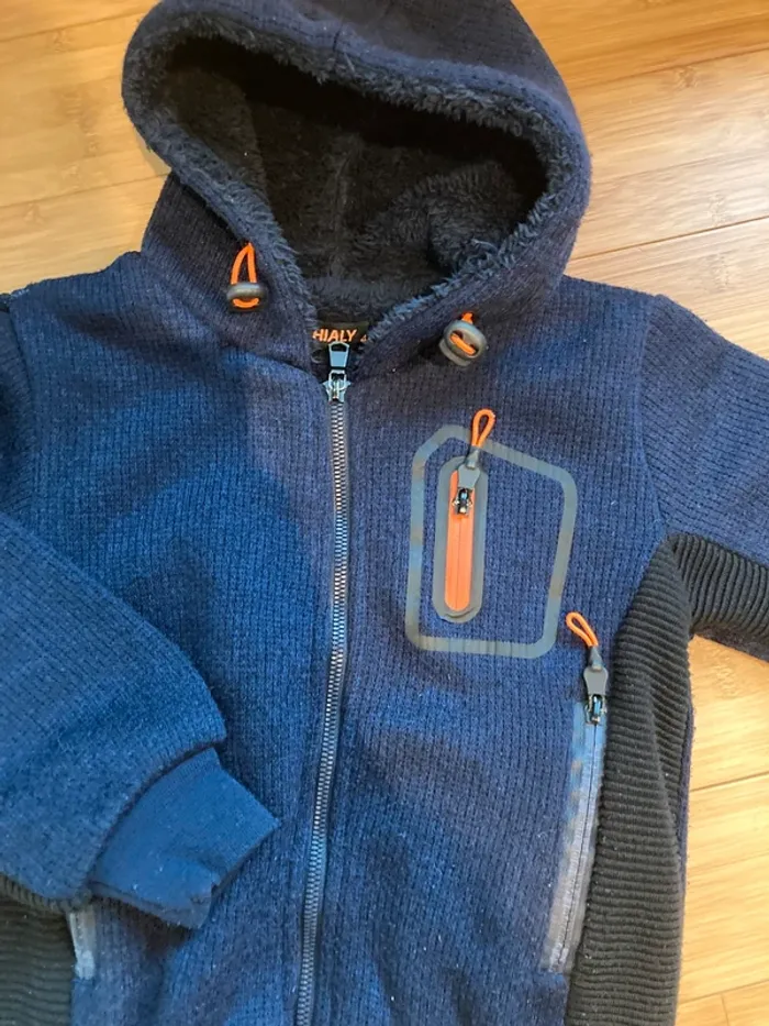 5 ans - gilet bien doux et chaud bleu marine -  idéal en mi-saison ou pour le ski - photo numéro 2