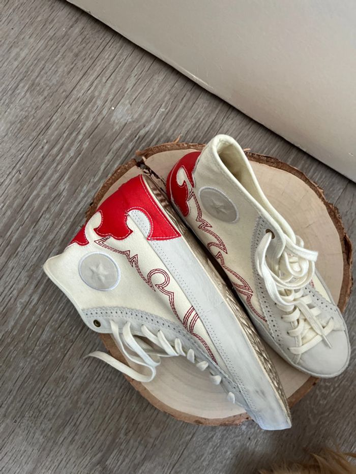 Converse - photo numéro 4