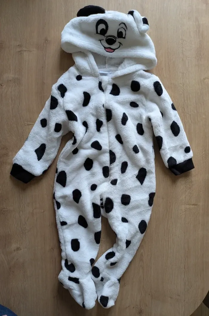Combinaison dalmatien 9 mois