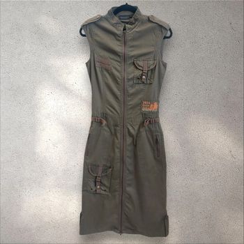 Robe longue kaki avec poche style cargo sans manche taille XS 34
