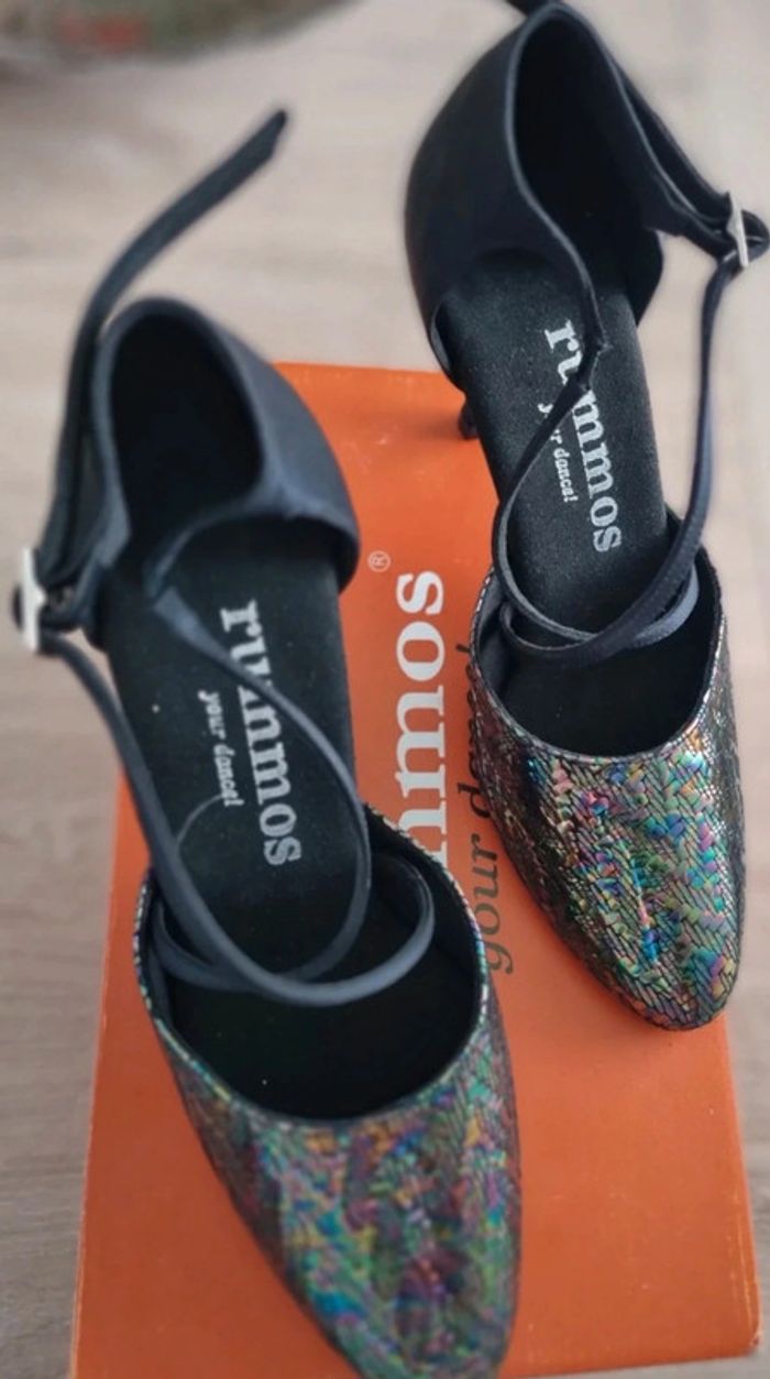 Chaussures de danse Rummos T36 neuves - photo numéro 2