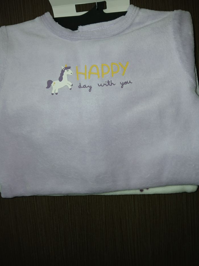 lot de deux pyjamas en velours fille 3 mois - photo numéro 2