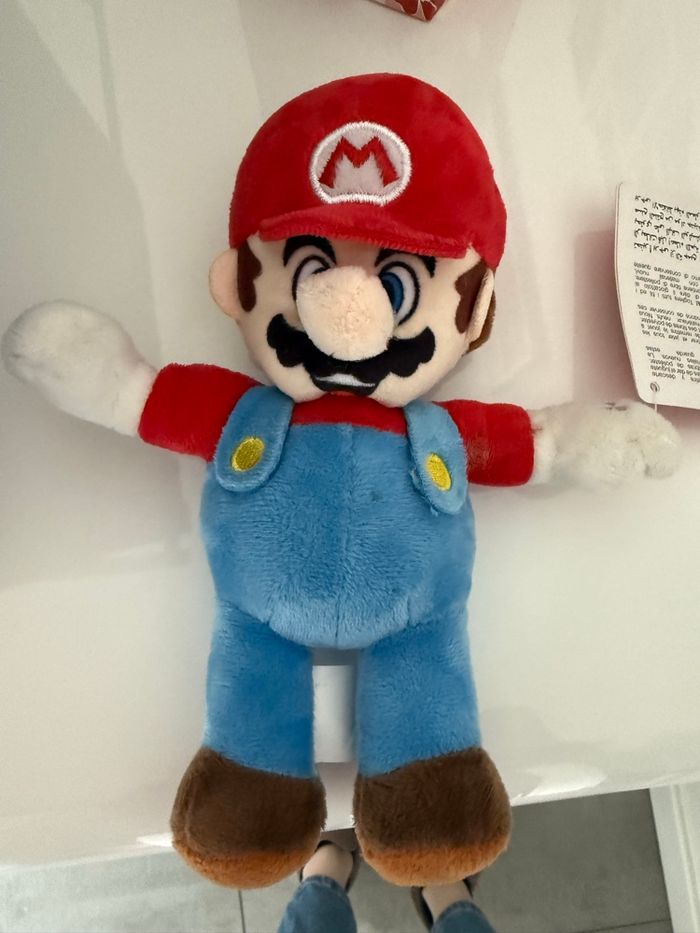Peluche mario