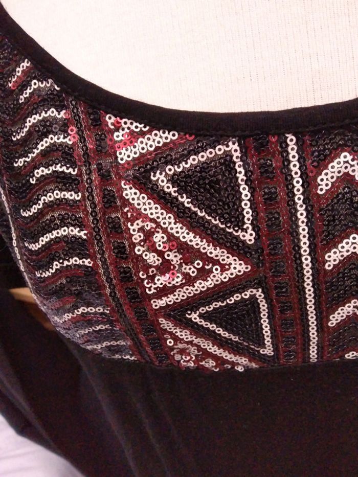 Tee shirt paillettes - photo numéro 4