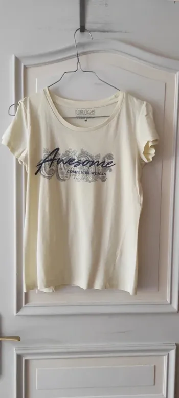 💐T-shirt manches courtes - Complice - taille M - Très bon état 💐