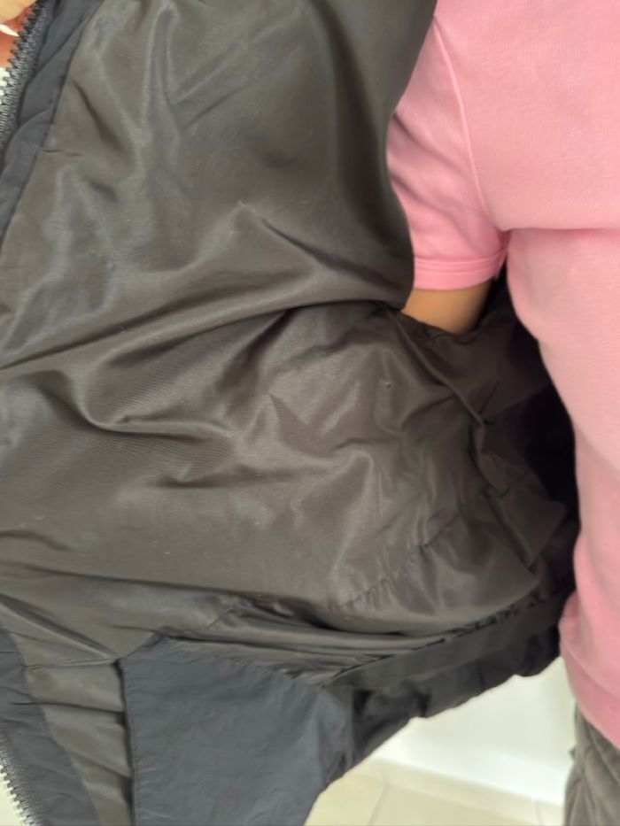 Doudoune femme Zara noire xs  hiver - photo numéro 3