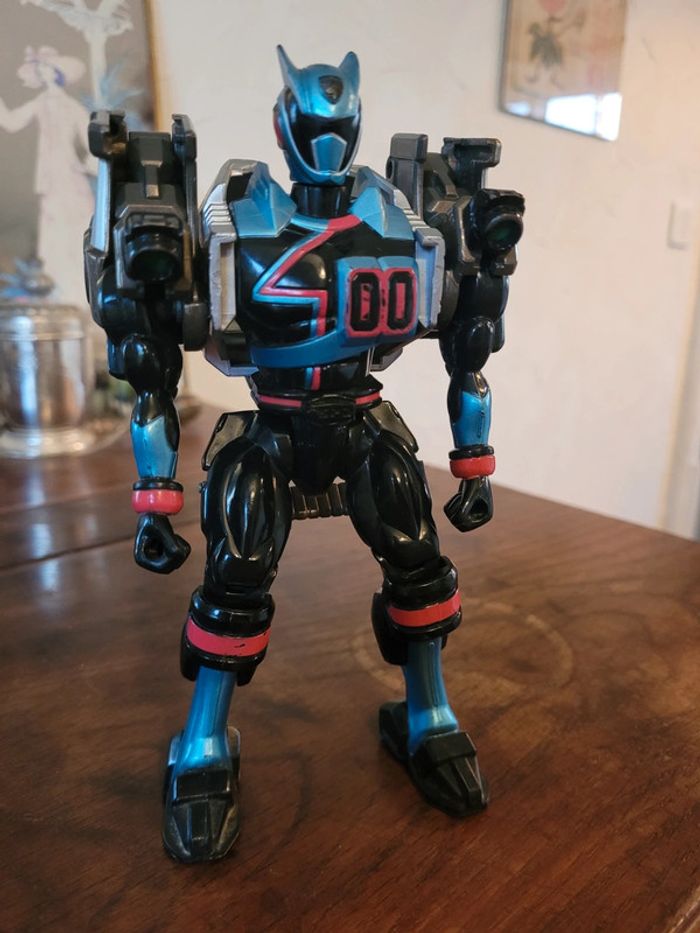 Vends power ranger shadow delta morphine ranger bandai 2004 - photo numéro 2