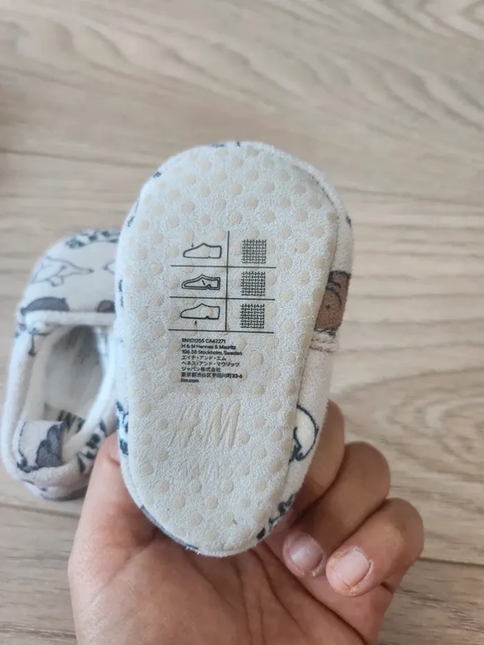 Chaussons naissance H&M - photo numéro 2